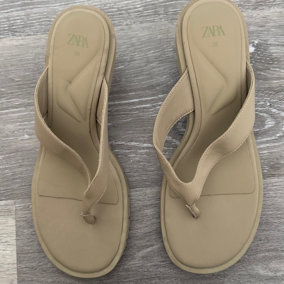 Zara Beige Heel Thong Sandals - Size 38 (US 7.5-8) - Picture 3 of 6